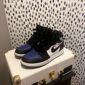 Air Jordan 1 Retro High OG Royal Toe